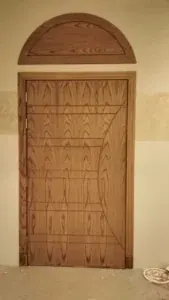 أبواب سنديان بالرياض